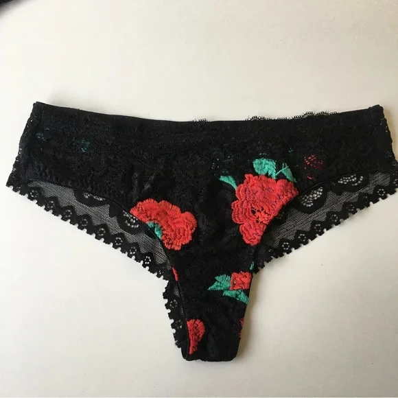 Lingerie set floral embroidered - Picture 7 of 13